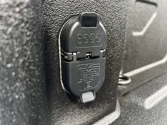 Used 2024 Chevrolet Silverado 3500 LT image 19