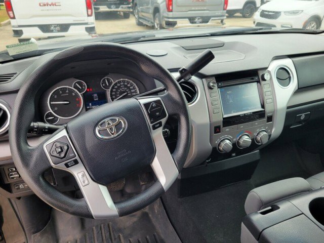 Used 2016 Toyota Tundra SR5 image 16