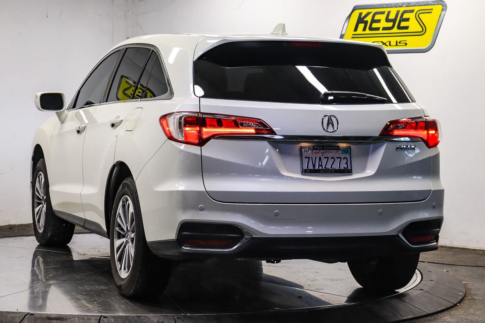 Used 2017 Acura RDX w/ Advance Package FWD image 8