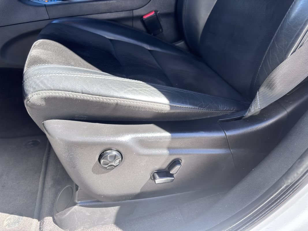 Used 2018 Jeep Grand Cherokee Altitude AWD/4WD image 29
