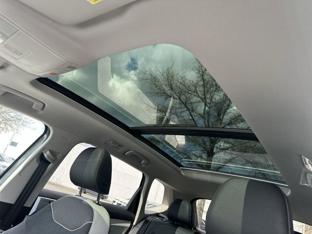 New 2026 Volkswagen Taos SE image 26