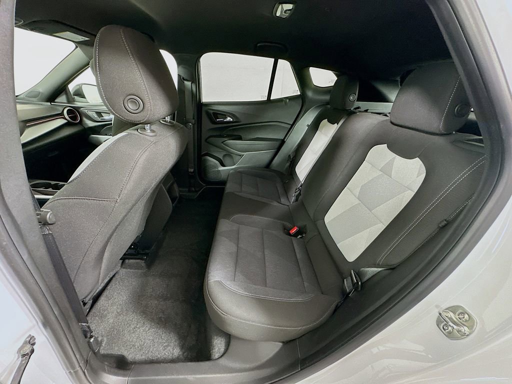 Used 2024 Chevrolet Trax RS image 23