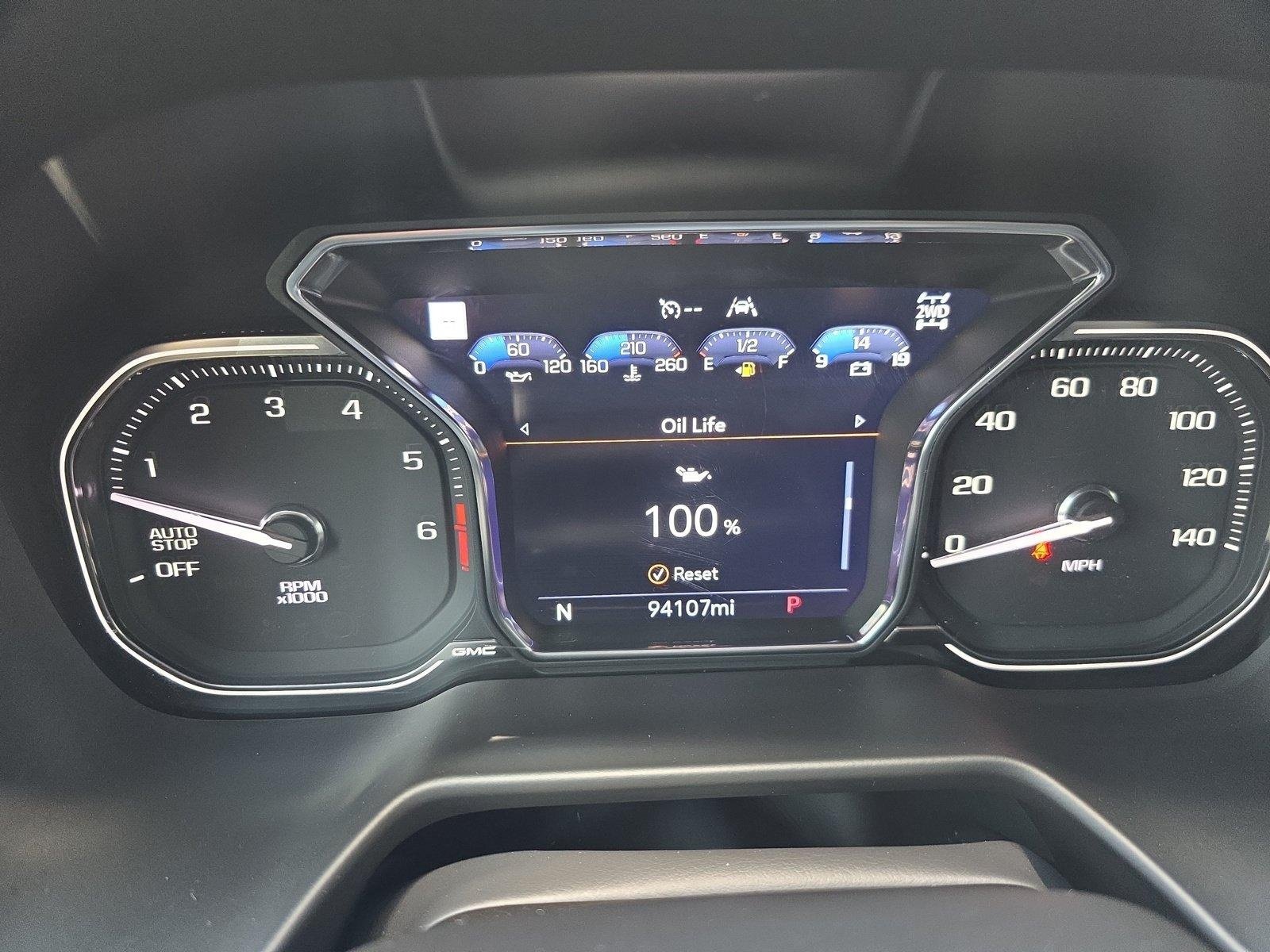 Certified 2021 GMC Yukon AT4 w/ AT4 Premium Plus Package AWD/4WD image 24