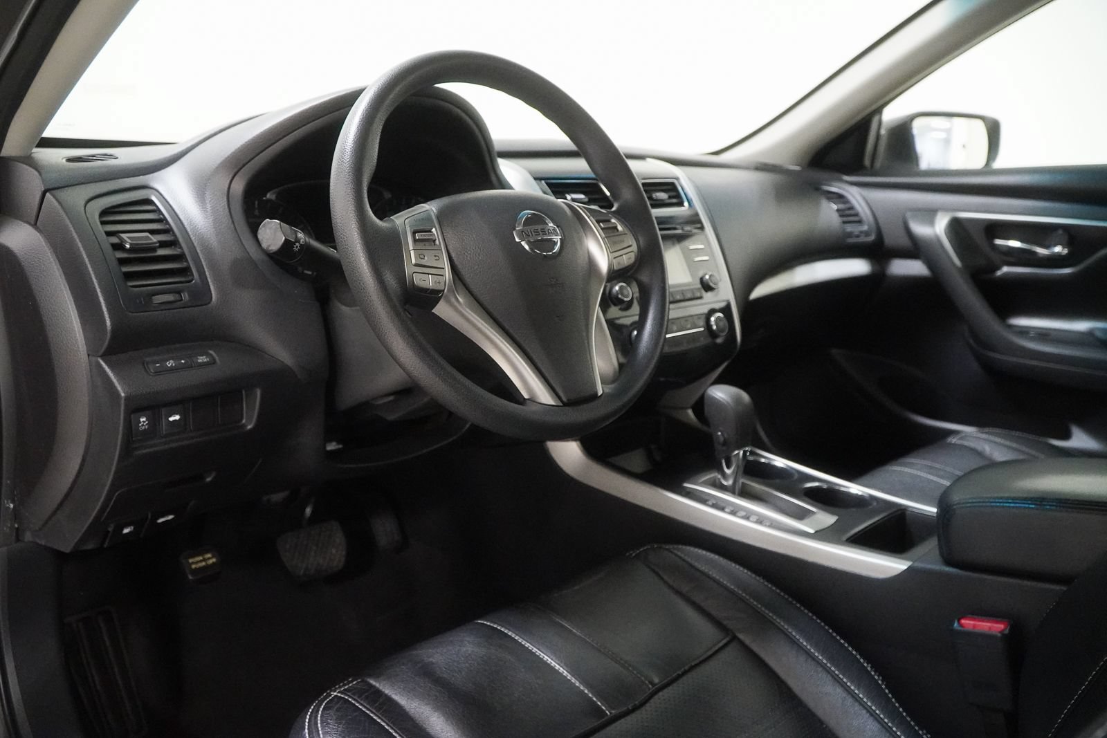 Used 2015 Nissan Altima 2.5 S w/ Power Driver Seat Package FWD image 20