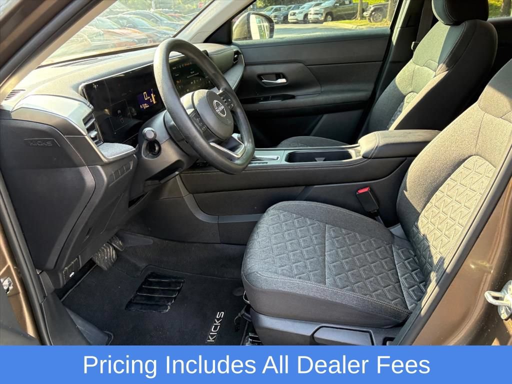Certified 2025 Nissan Kicks SV AWD/4WD image 18
