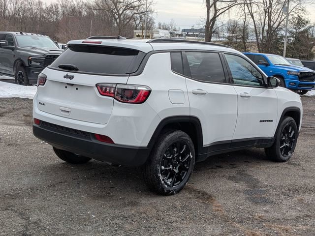 New 2026 Jeep Compass Latitude image 3