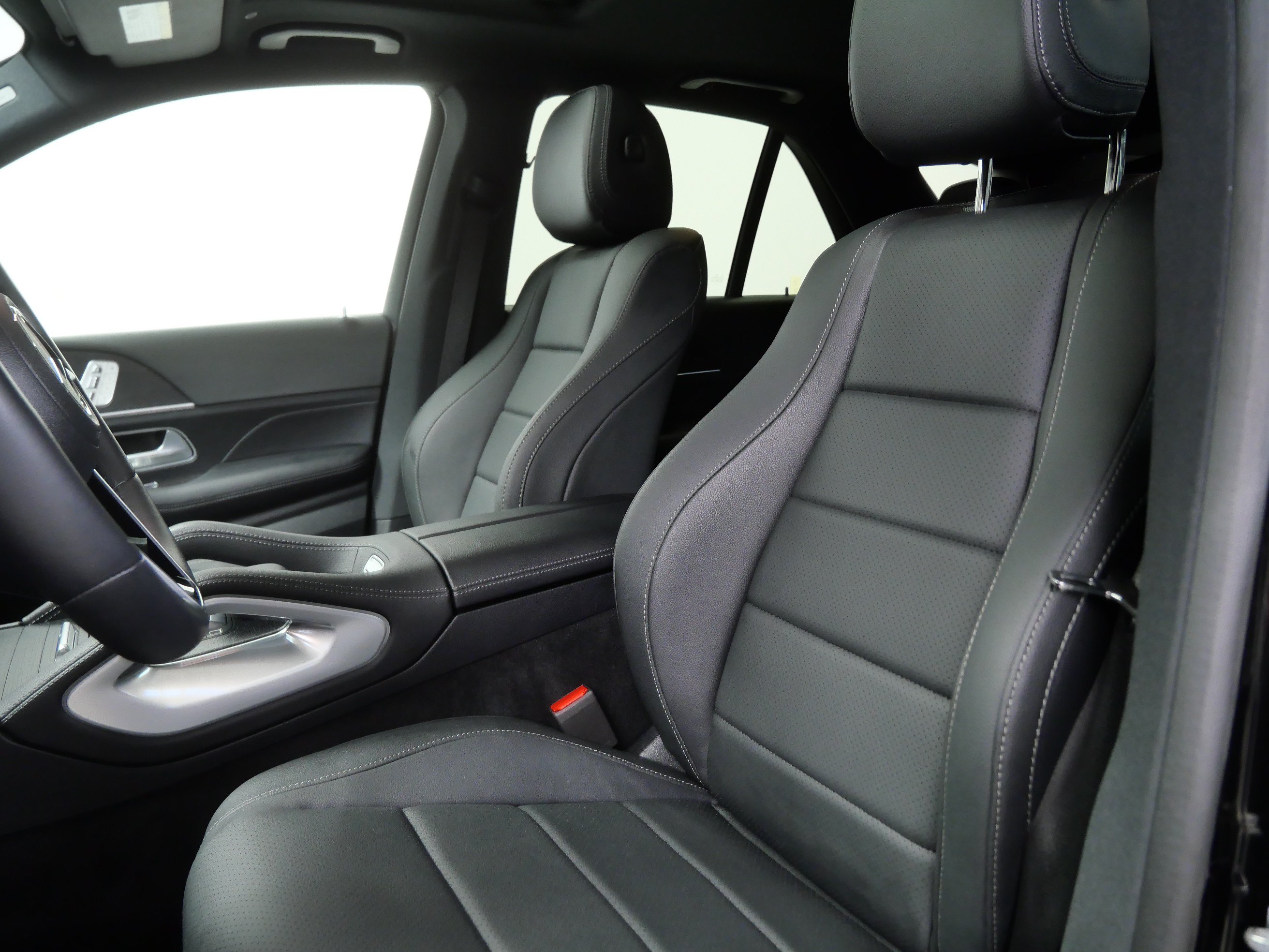 Certified 2026 Mercedes-Benz GLE 450e 4MATIC image 15
