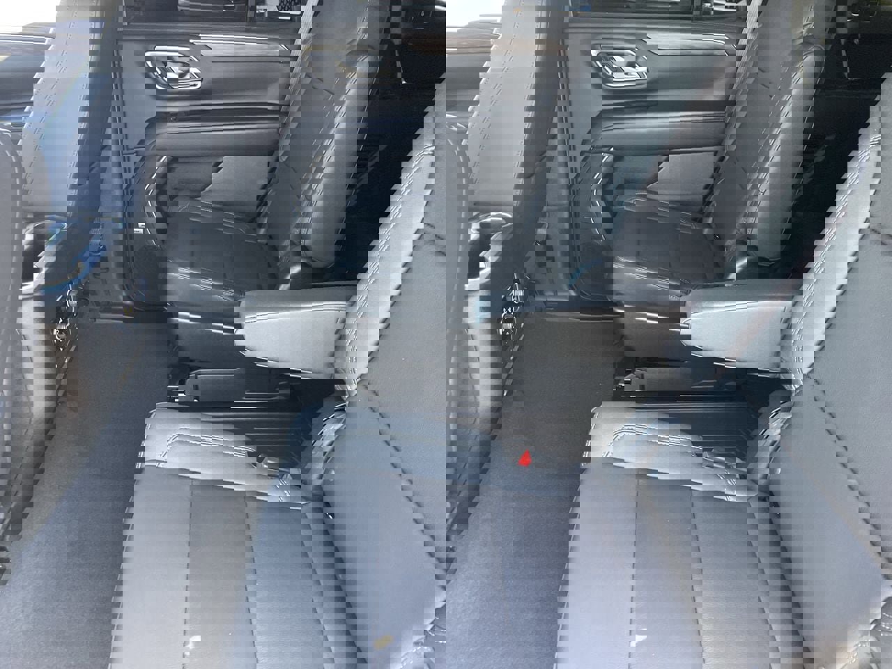 Used 2022 Chevrolet Tahoe Z71 w/ Z71 Off-Road Package image 14