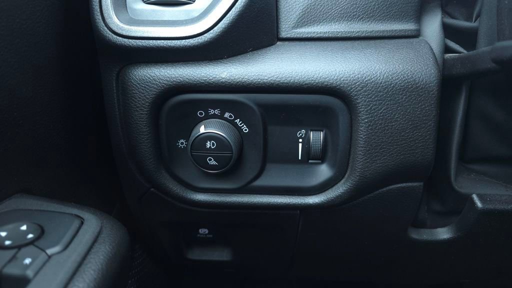 Used 2025 RAM 1500 Tradesman AWD/4WD image 28