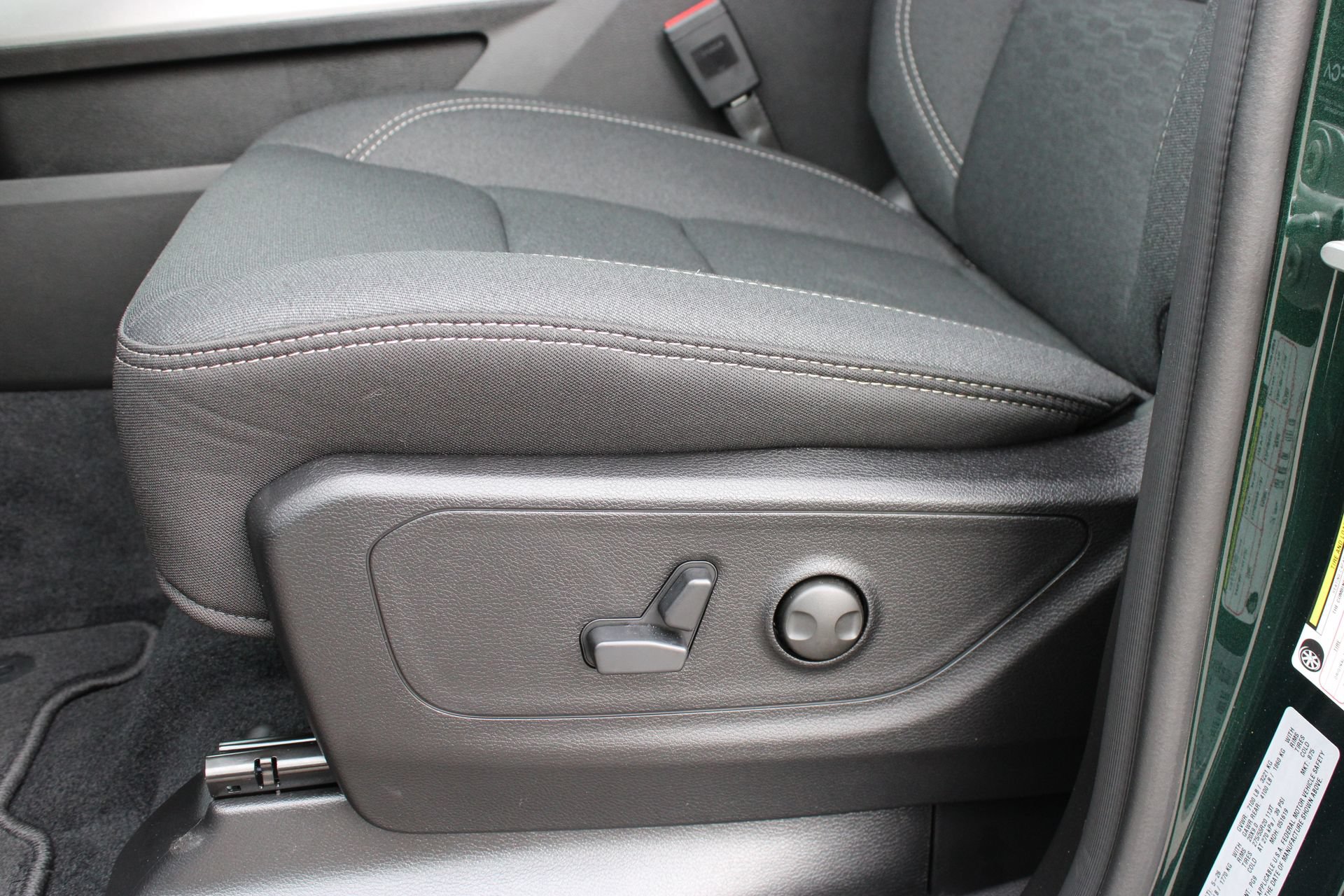 New 2026 RAM 1500 Big Horn AWD/4WD image 13