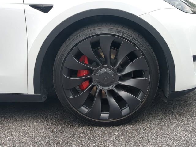 Used 2022 Tesla Model Y Performance image 11