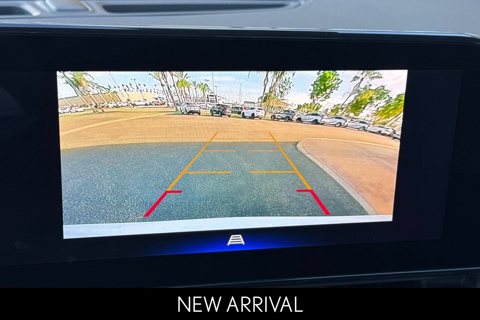 Used 2025 Chevrolet Trax LT FWD image 23