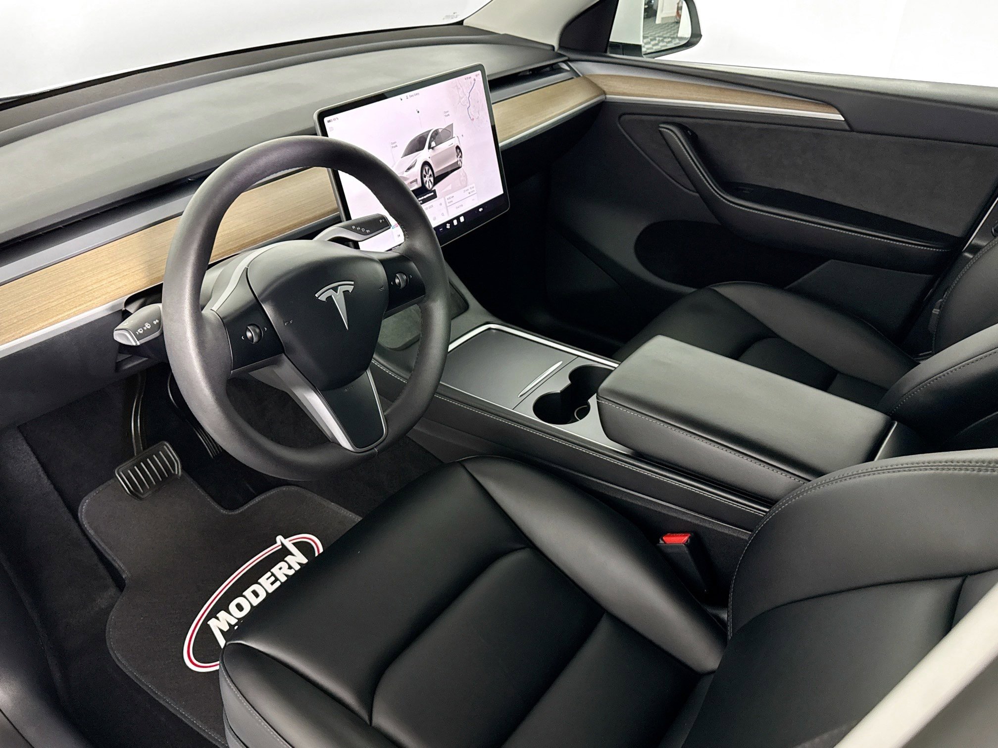 Used 2023 Tesla Model Y Long Range AWD/4WD image 5