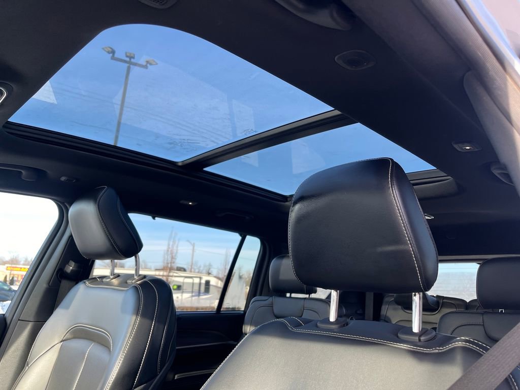 Used 2024 Jeep Grand Cherokee L Limited w/ Luxury Tech Group II image 29