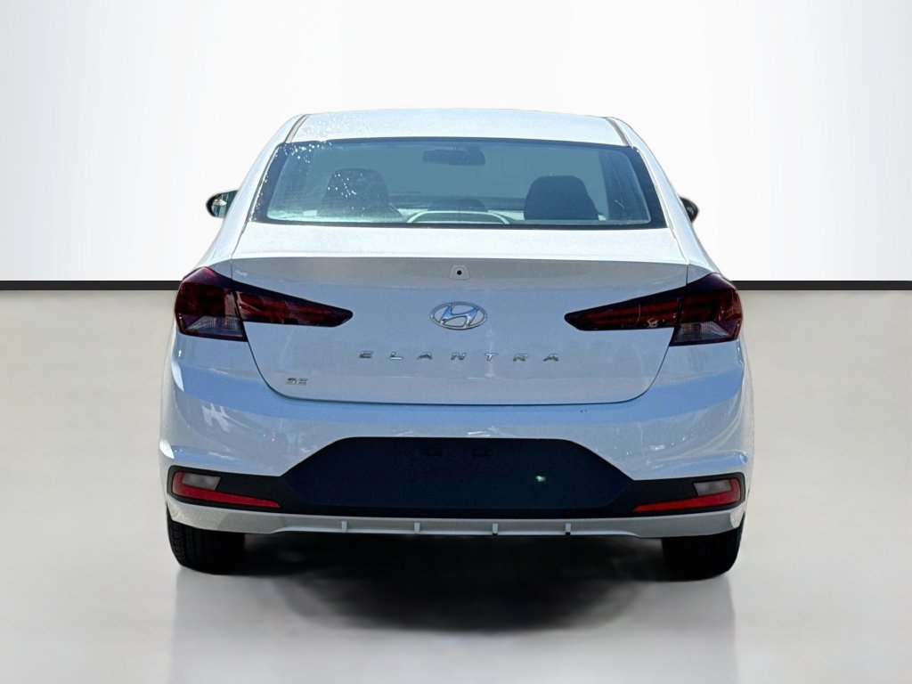 Used 2020 Hyundai Elantra SE w/ Cargo Package (C1) FWD image 6