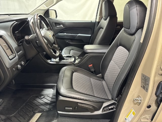 Used 2022 Chevrolet Colorado Z71 AWD/4WD image 10
