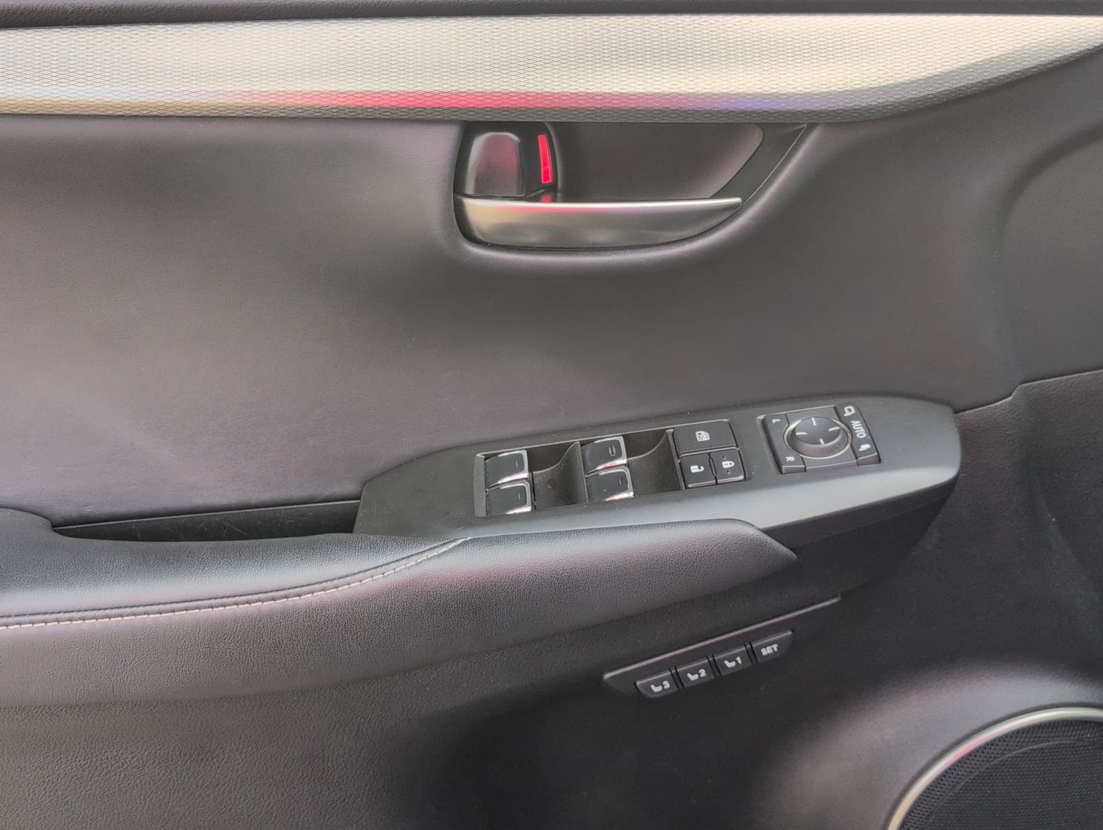 Used 2018 Lexus NX 300 F Sport w/ F Sport Premium Package FWD image 8