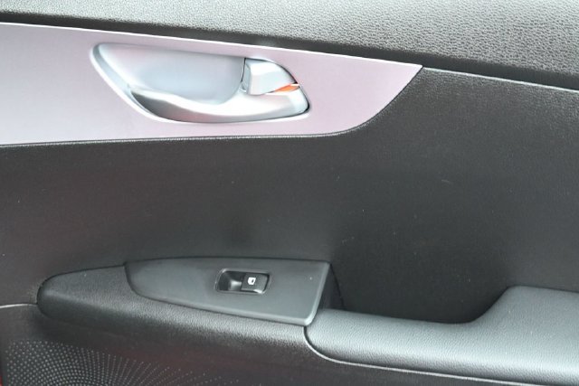 Used 2024 Kia Forte LXS FWD image 32