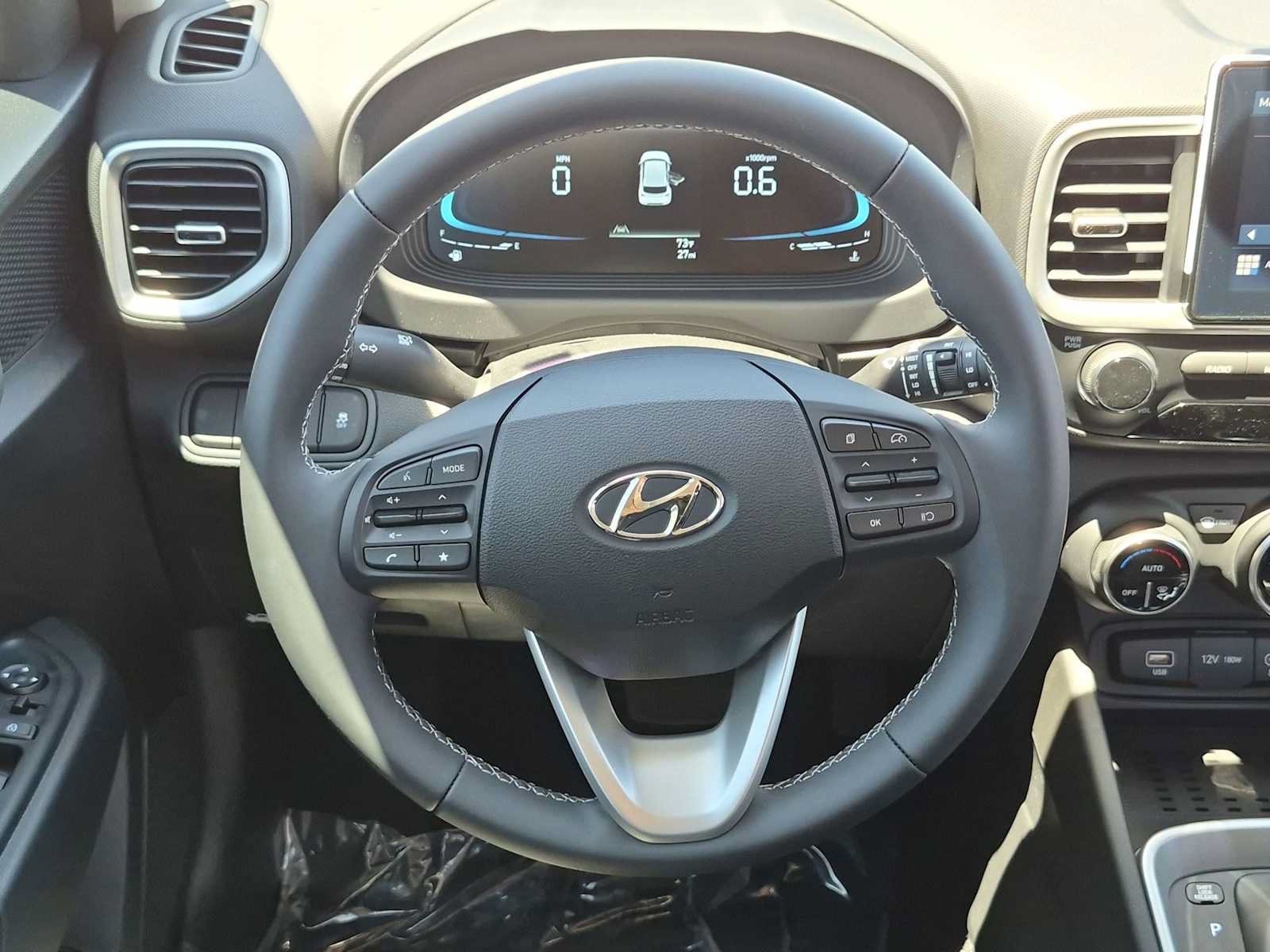 New 2026 Hyundai Venue SEL FWD image 22