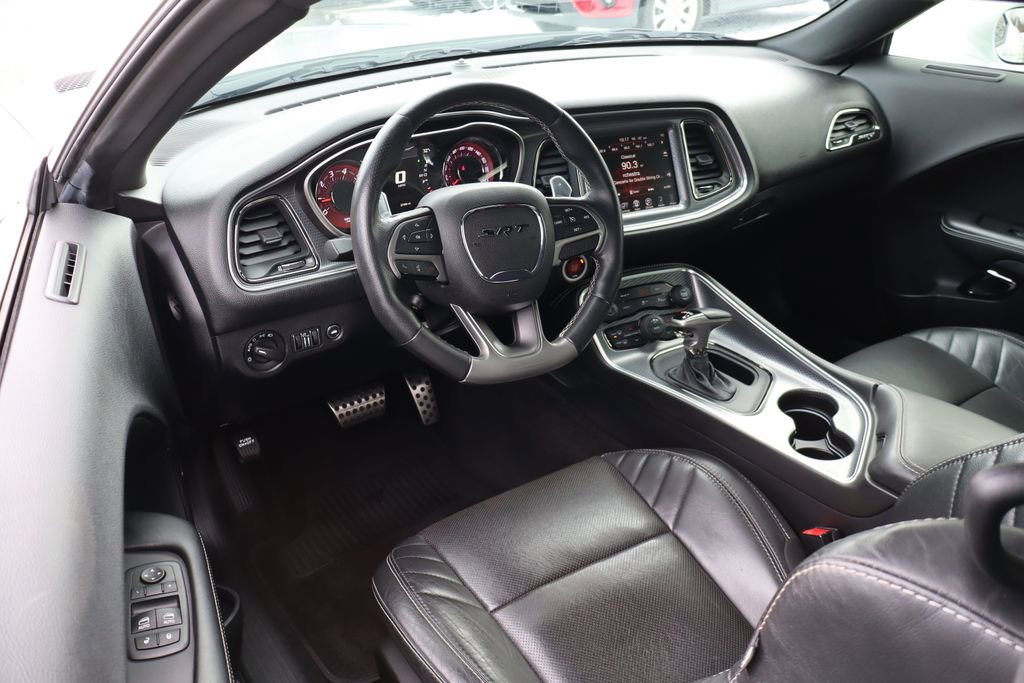 Used 2016 Dodge Challenger SRT Hellcat image 14