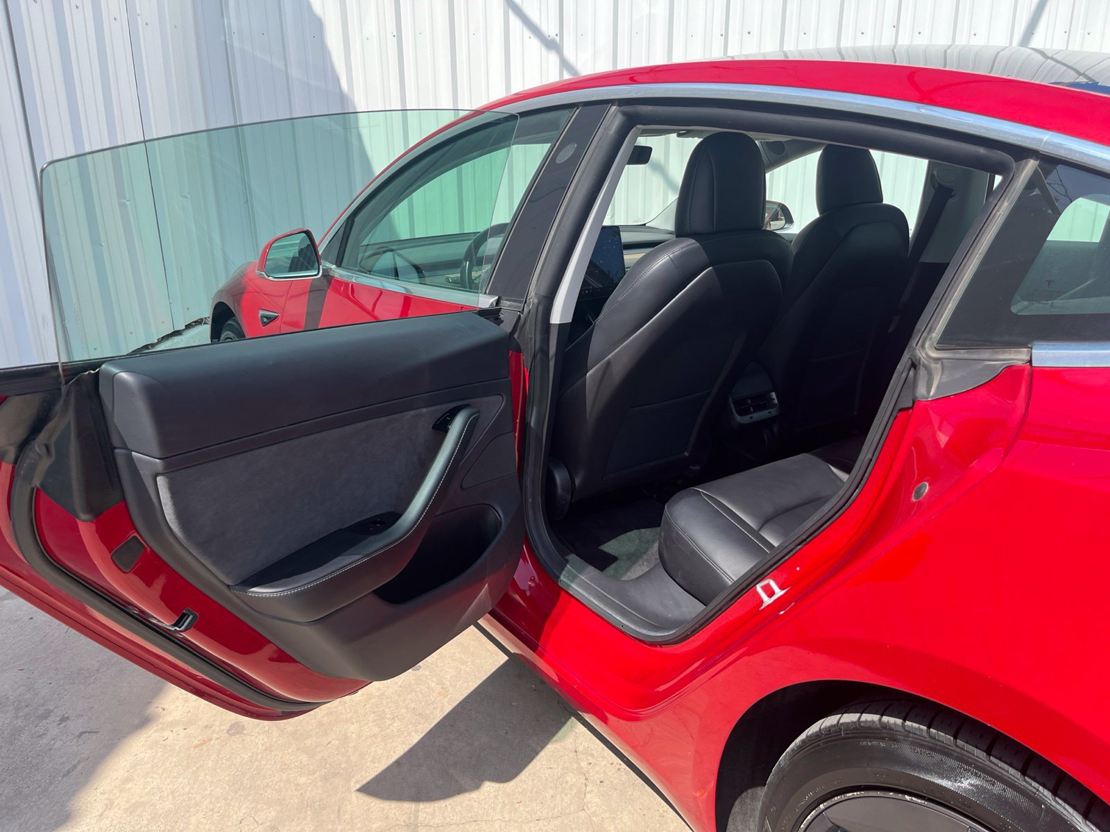 Used 2019 Tesla Model 3 Performance AWD/4WD image 14