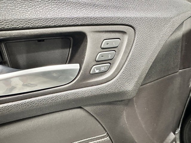 Used 2016 Acura TLX w/ Technology Package image 22