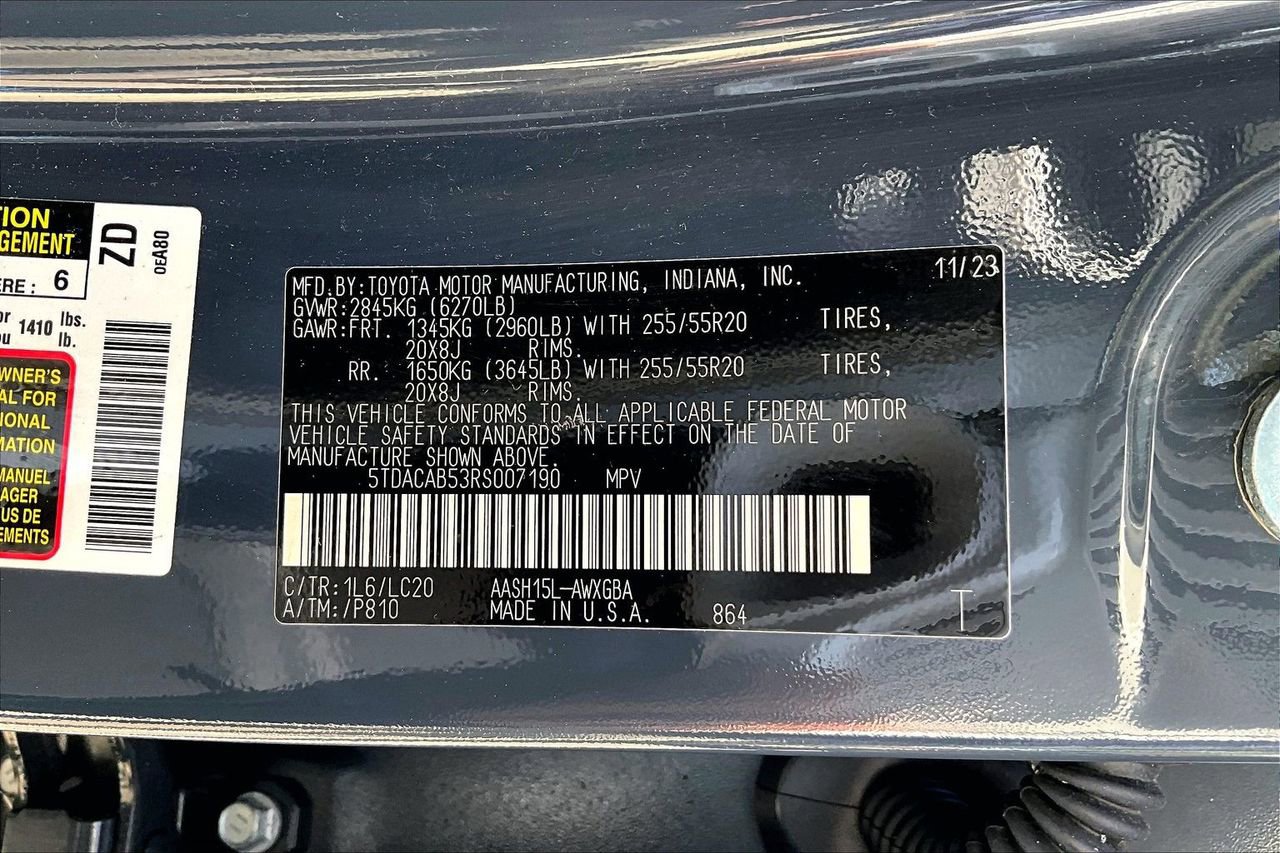 Used 2024 Toyota Grand Highlander Limited image 16