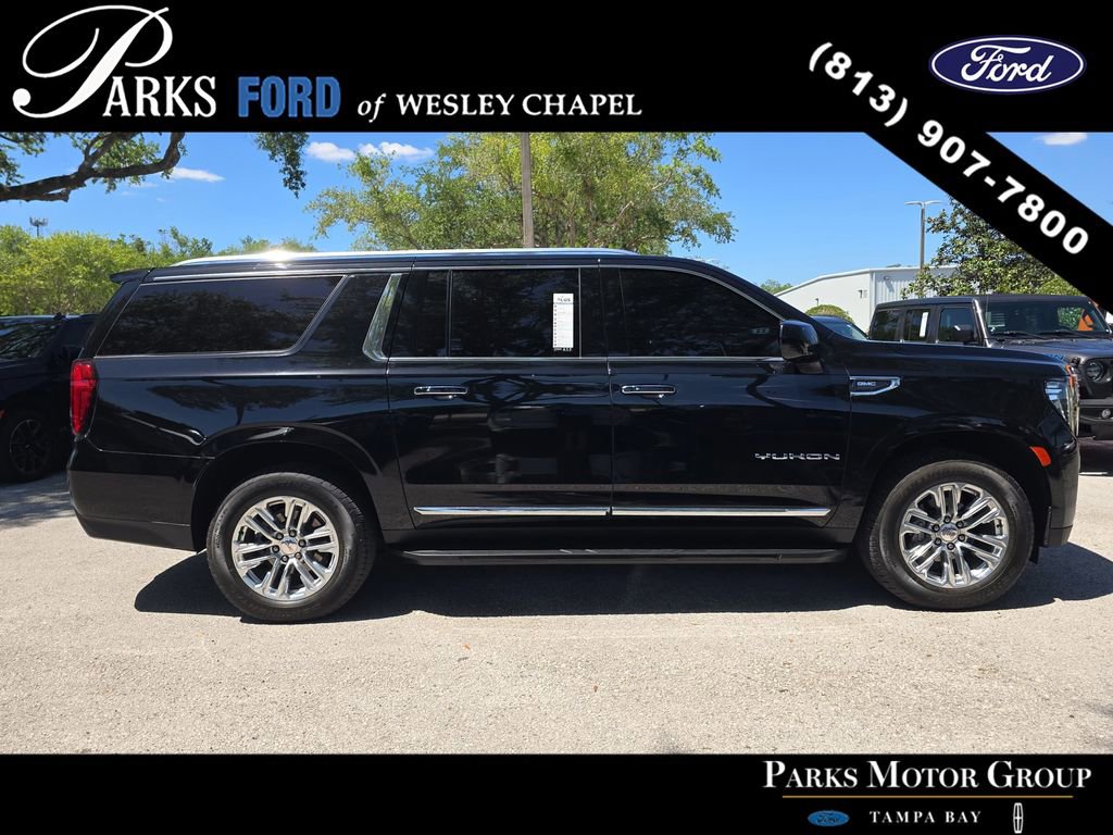 Used 2024 GMC Yukon XL SLT AWD/4WD image 3