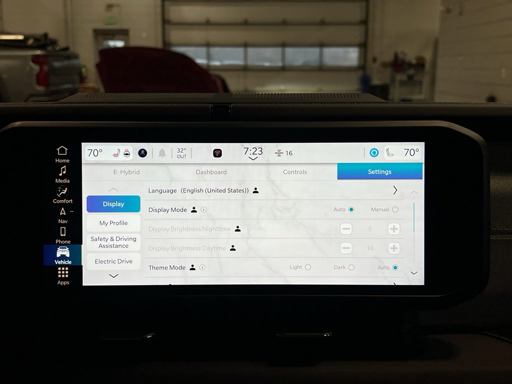 Used 2025 Jeep Wrangler Backcountry image 25