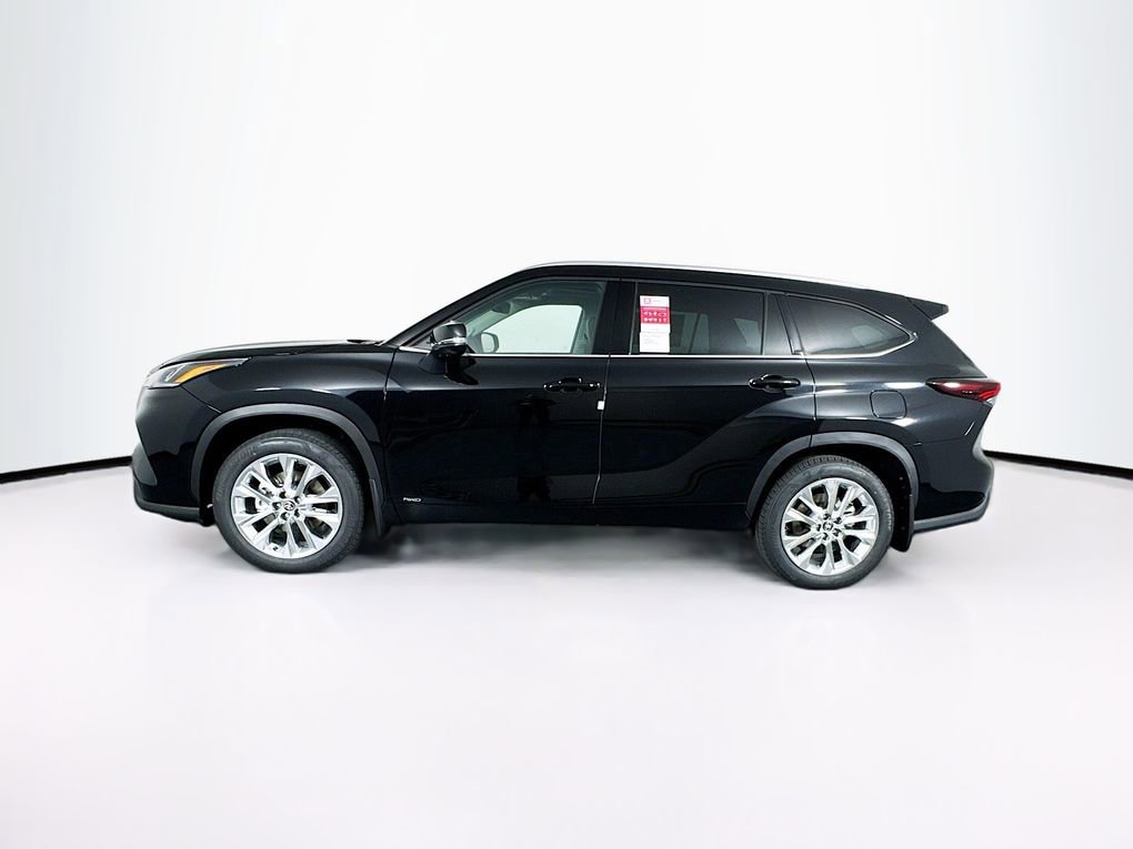 New 2026 Toyota Highlander Limited image 5