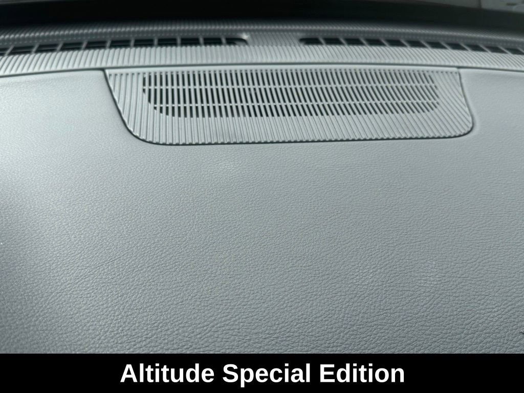 New 2026 Jeep Compass Altitude image 11