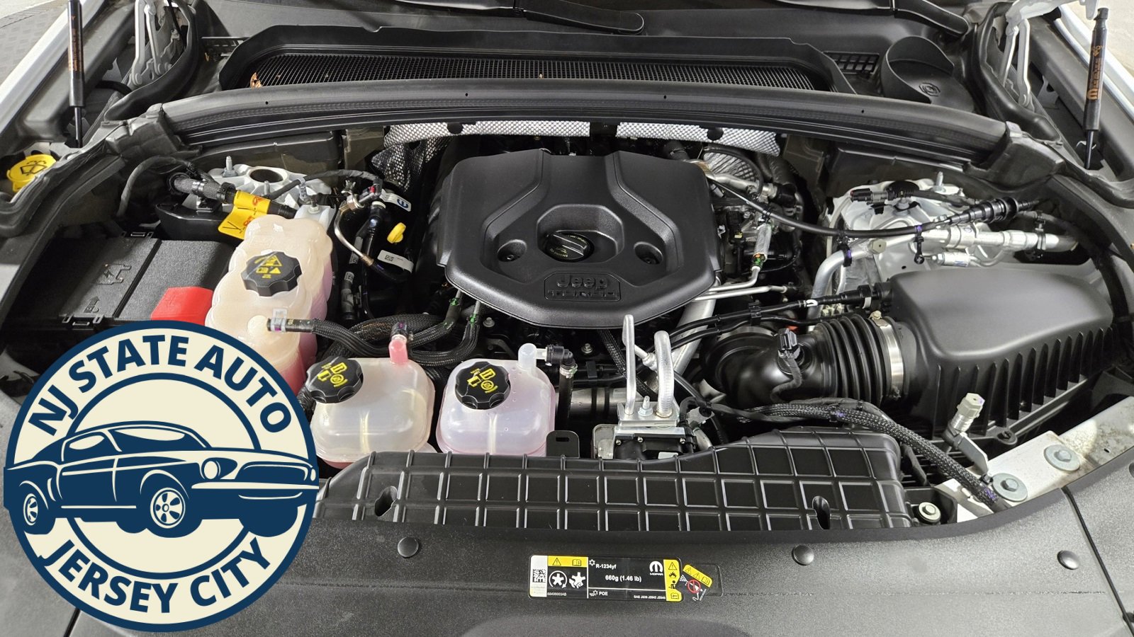 Used 2022 Jeep Grand Cherokee Limited 4xe image 37