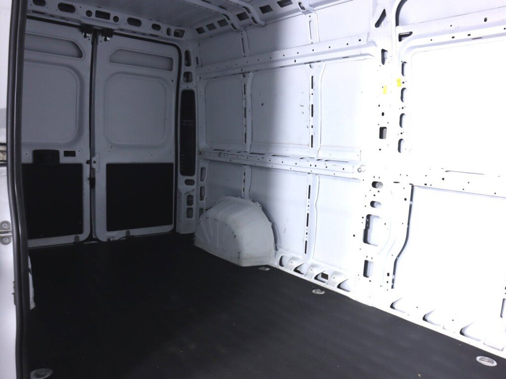 Used 2023 RAM ProMaster 2500 image 32