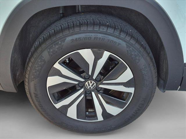 Used 2025 Volkswagen Atlas Cross Sport SE FWD image 20