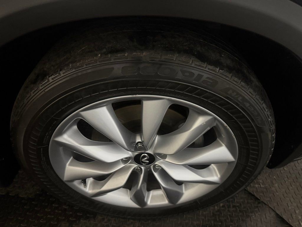 Used 2021 INFINITI QX50 Essential w/ Convenience Package image 15