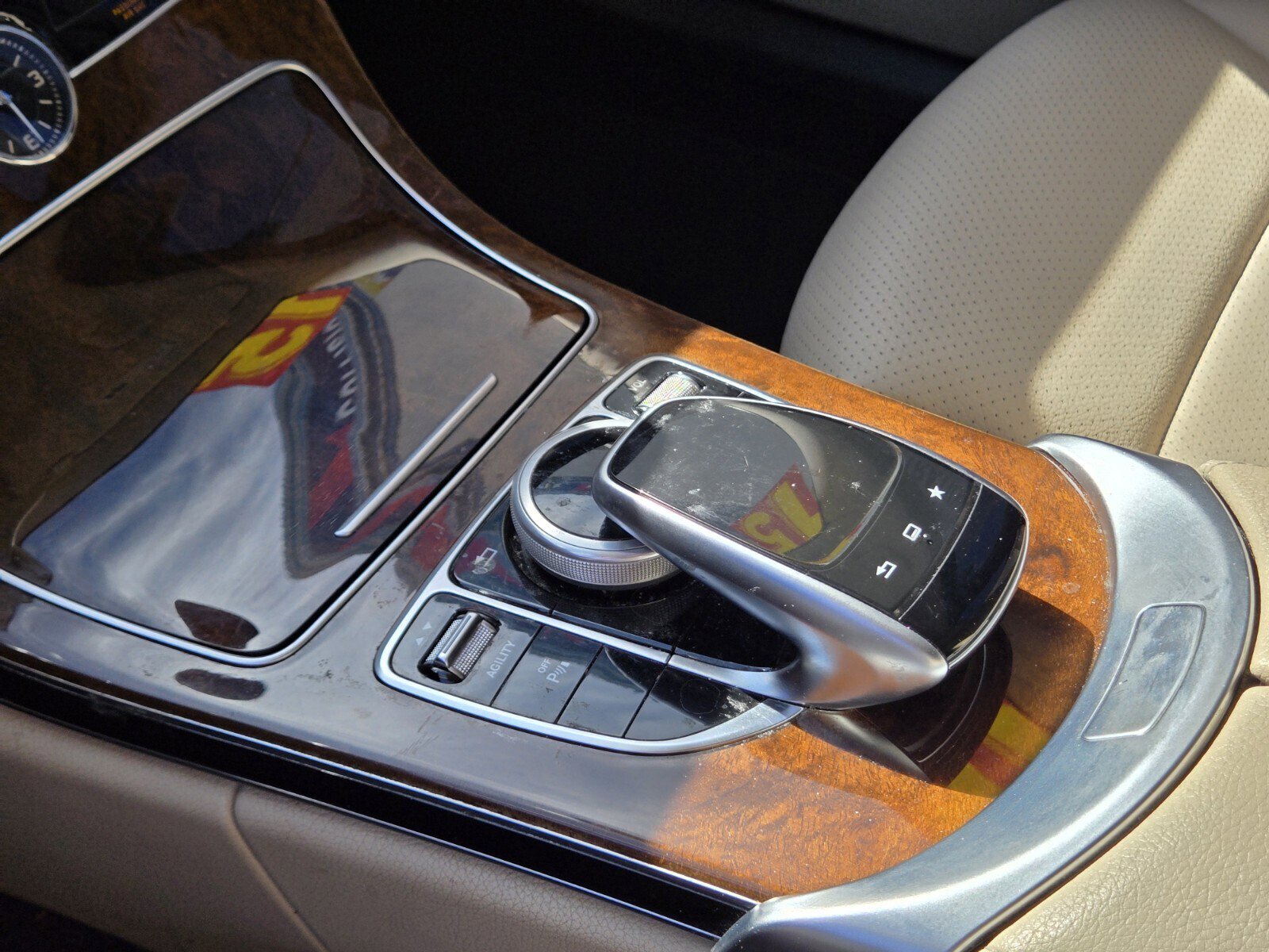 Used 2015 Mercedes-Benz C 300 4MATIC Sedan image 19