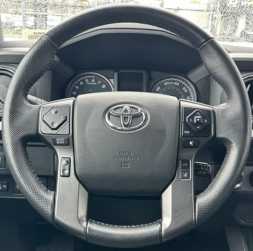 Certified 2023 Toyota Tacoma TRD Off-Road AWD/4WD image 19