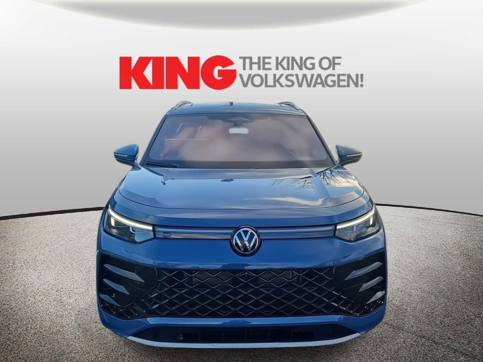 New 2026 Volkswagen Tiguan SEL R-Line image 9