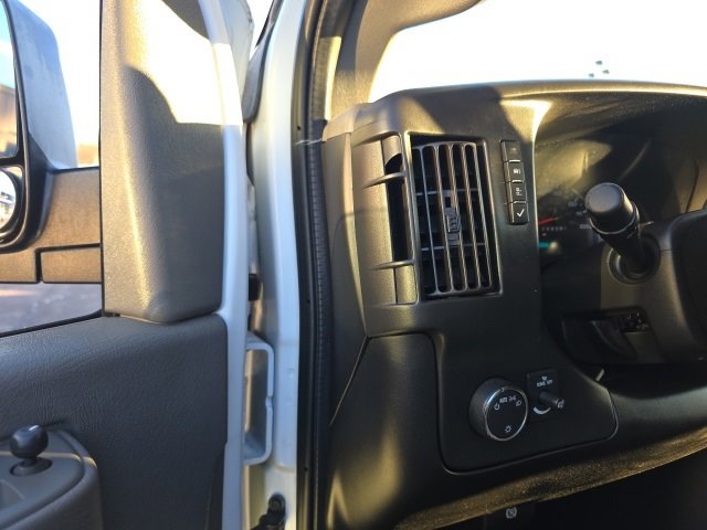 Used 2018 Chevrolet Express 2500 w/ Driver Convenience Package image 13