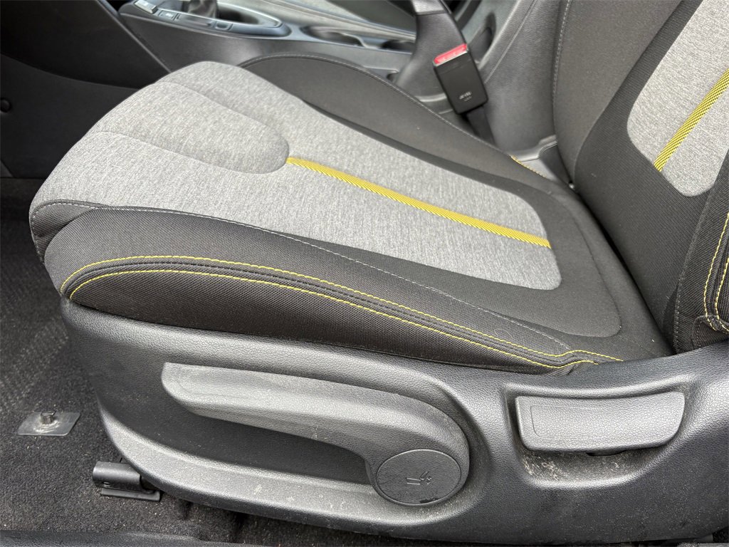 Used 2019 Hyundai Veloster Turbo R-Spec image 12