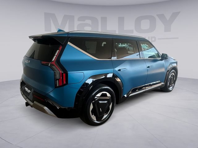 Used 2024 Kia EV9 Land AWD/4WD image 5