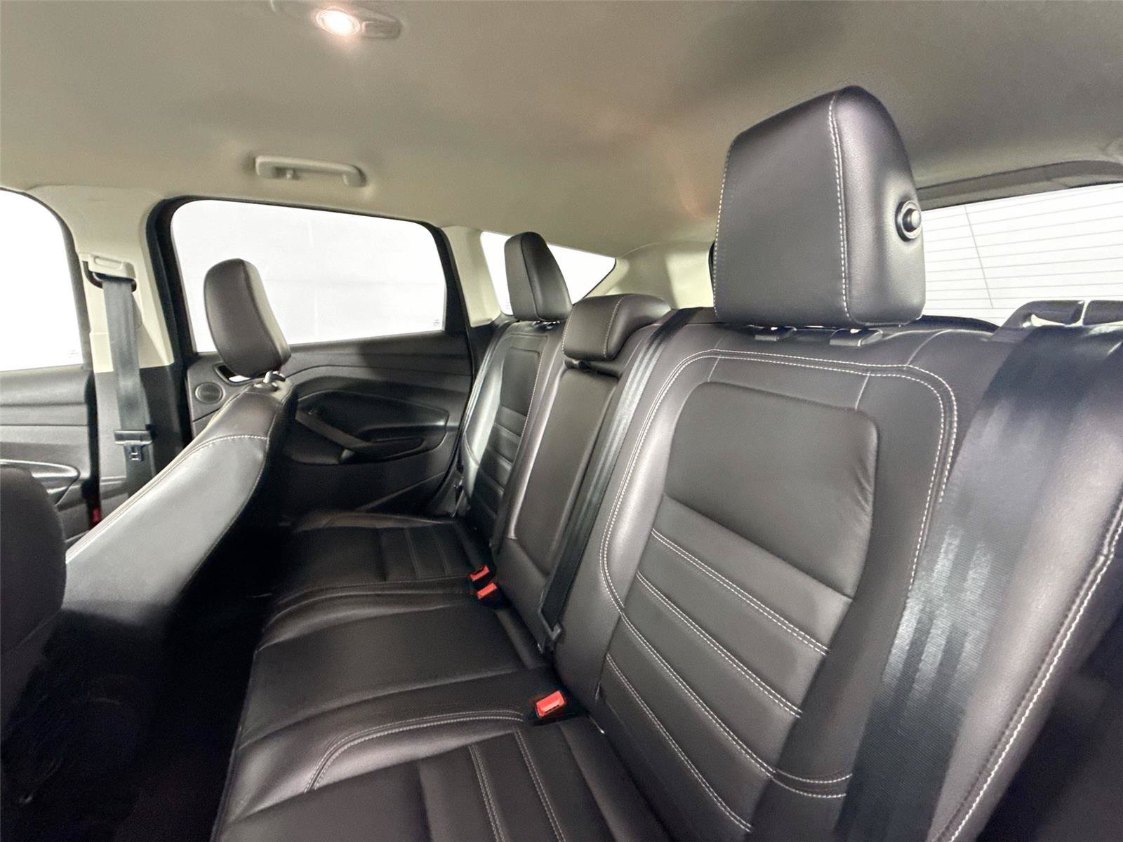 Used 2019 Ford Escape Titanium FWD image 28