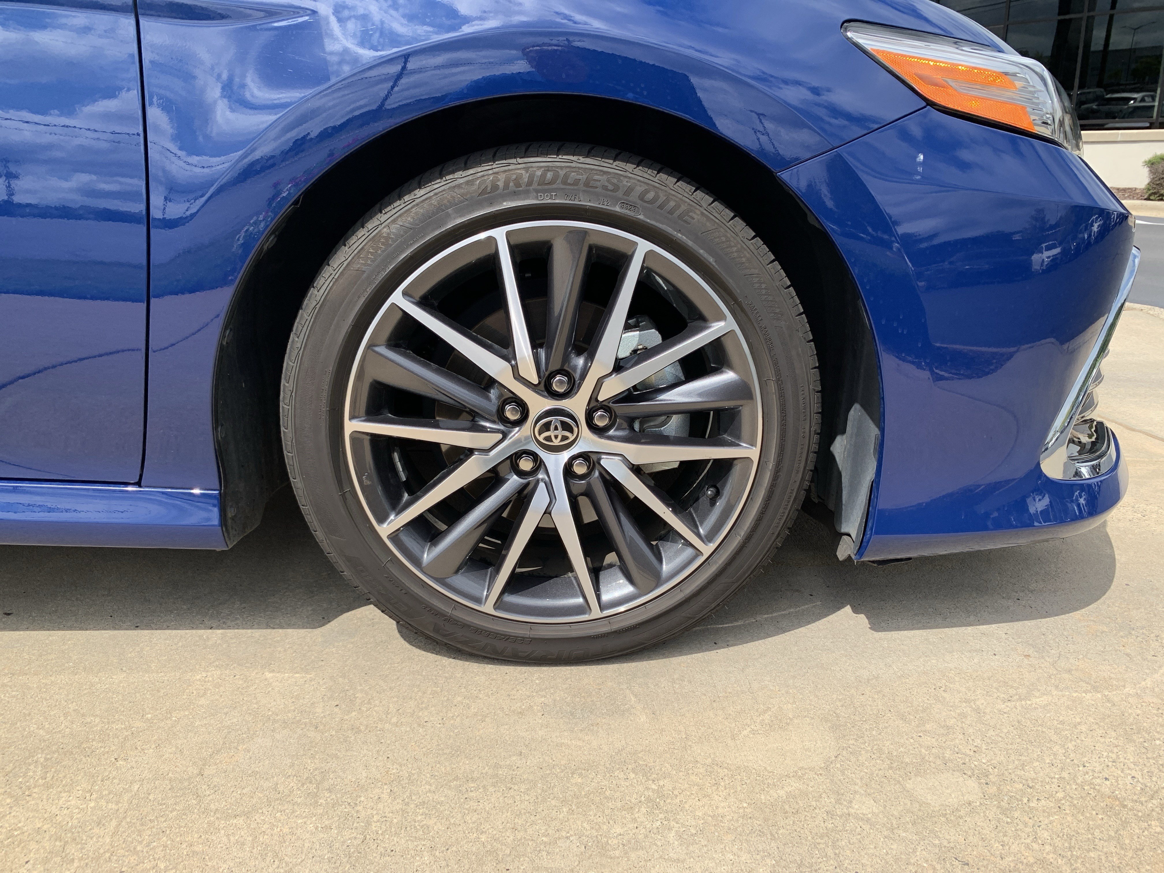Used 2024 Toyota Camry XLE FWD image 13