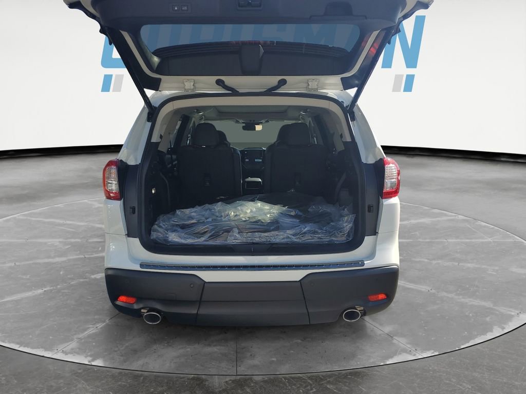 New 2025 Subaru Ascent Bronze Edition image 16