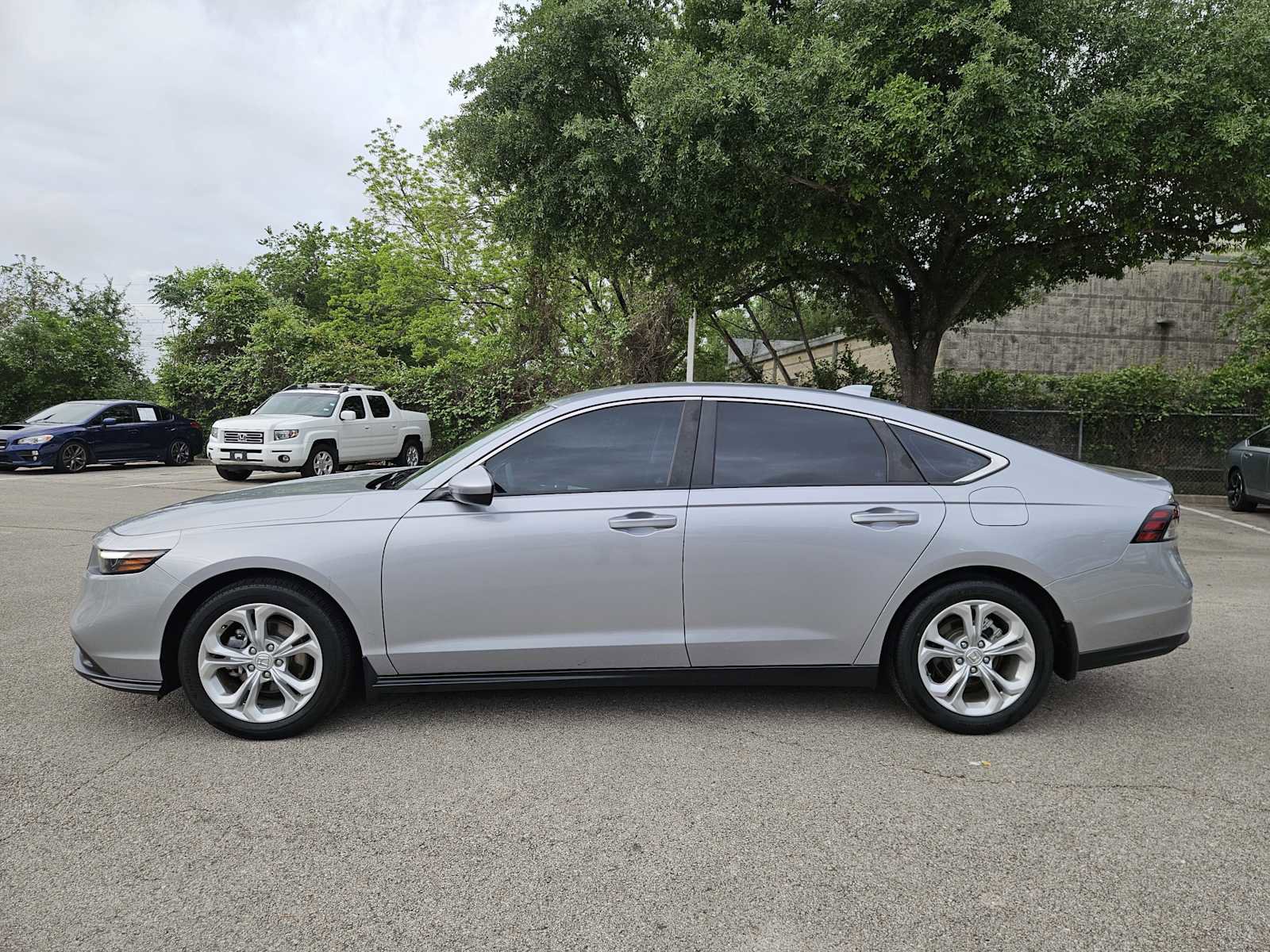 Used 2023 Honda Accord LX image 4