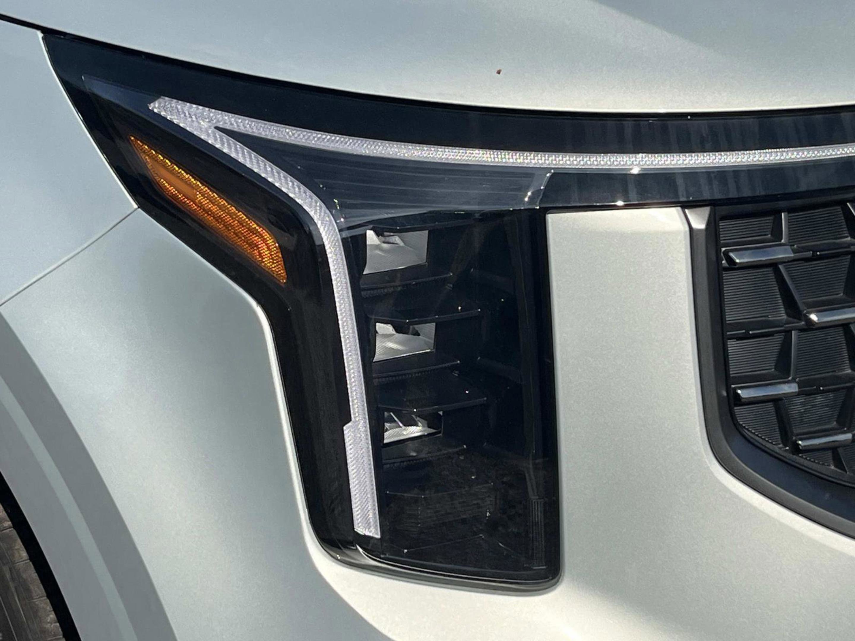 New 2026 Kia Carnival SX image 9