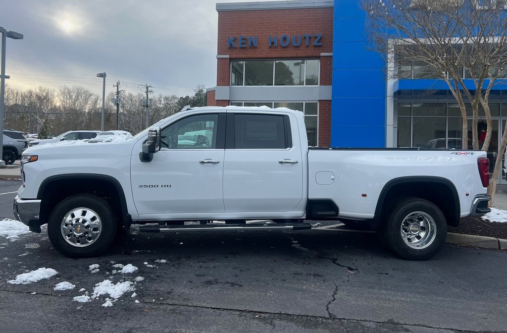 New 2026 Chevrolet Silverado 3500 LTZ w/ LTZ Plus Package image 2