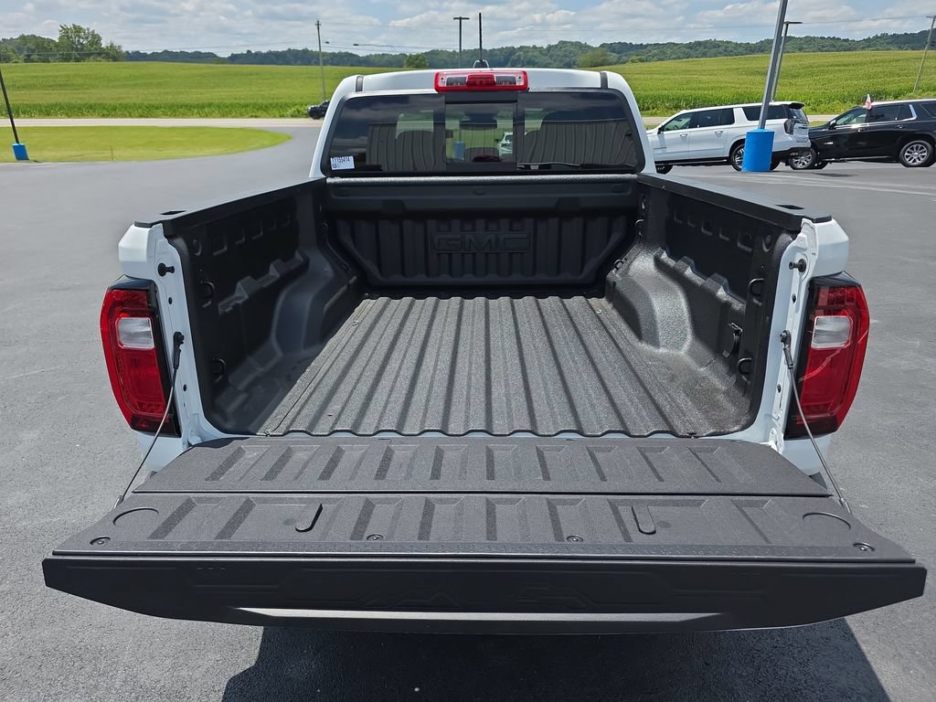 Used 2026 GMC Canyon Denali AWD/4WD image 9