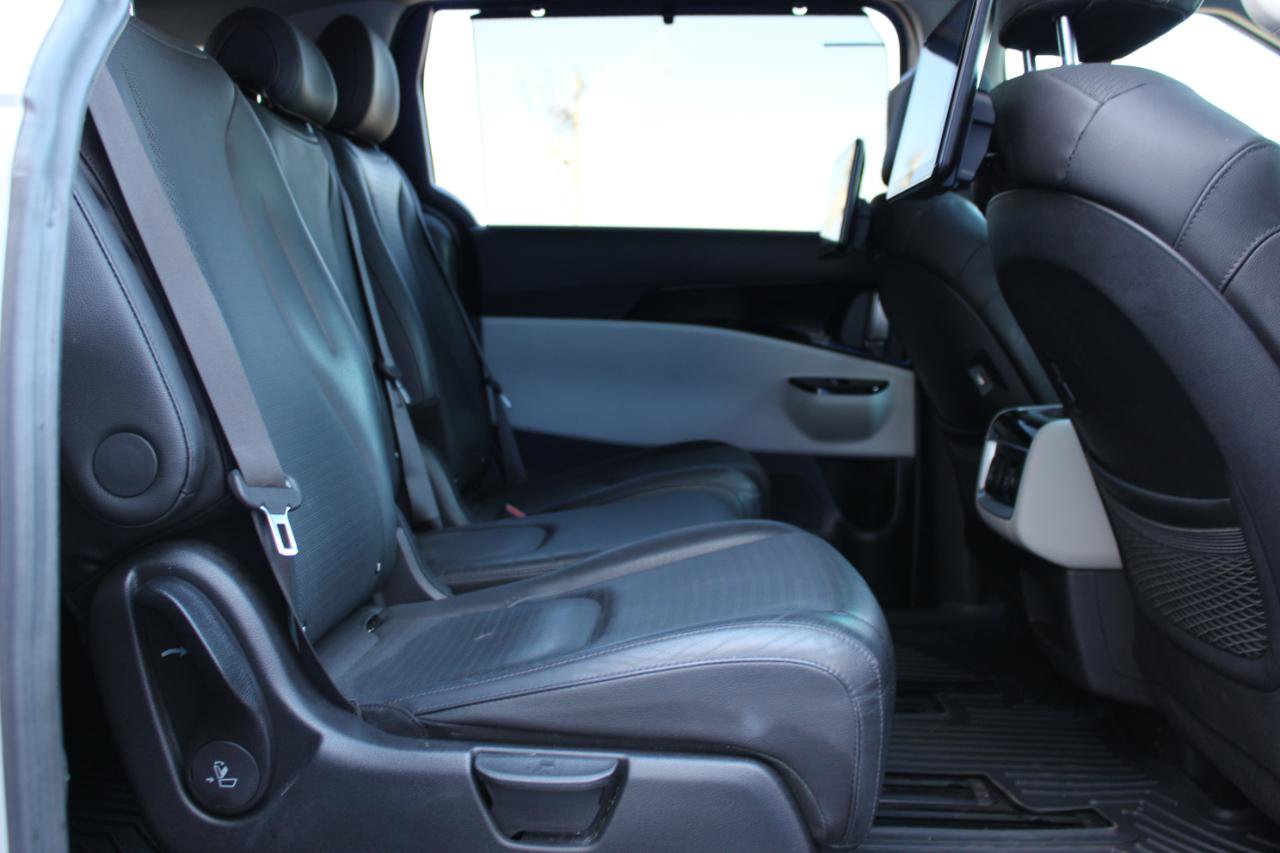 Used 2024 Kia Carnival SX Prestige image 49