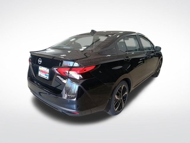 New 2025 Nissan Versa SR w/ Trunk Package image 5